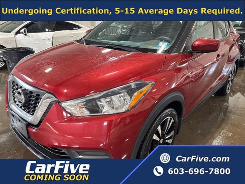 Used 2020 Nissan Kicks SV image 1