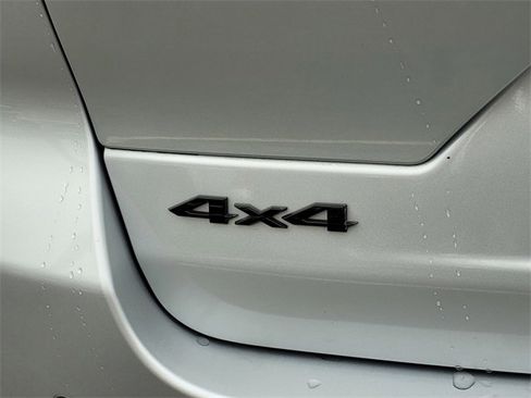 New 2025 Jeep Grand Cherokee Altitude image 24