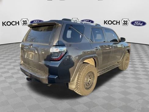 Used 2020 Toyota 4Runner SR5 image 7