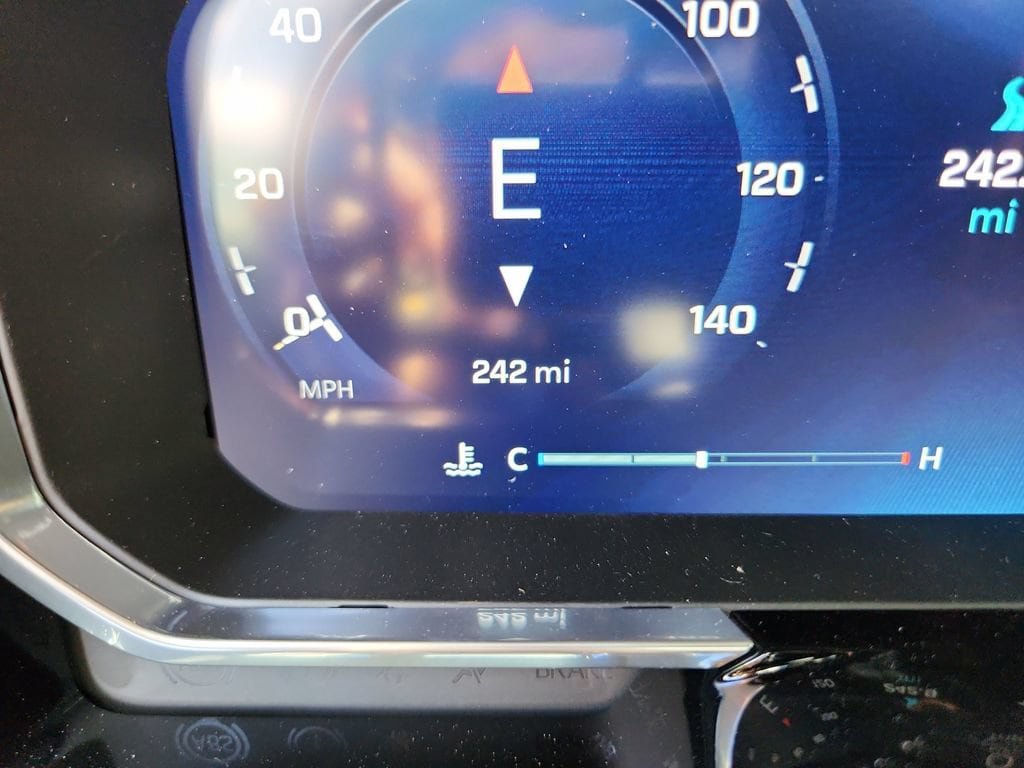 New 2026 Chevrolet Silverado 1500 RST w/ Redline Edition AWD/4WD image 19