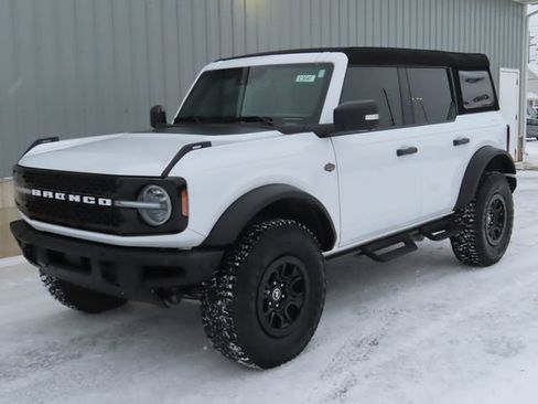 Used 2024 Ford Bronco Wildtrak image 7