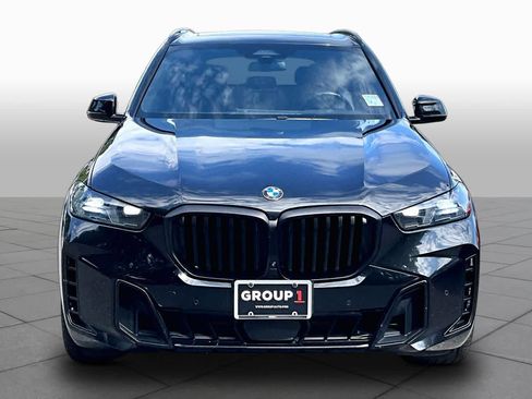 Used 2024 BMW X5 xDrive40i w/ M Sport Package AWD/4WD image 4