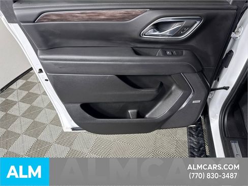 Used 2023 Chevrolet Suburban Z71 w/ Z71 Off-Road Package image 26