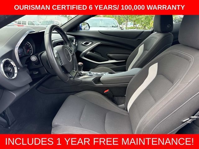 Used 2022 Chevrolet Camaro LT RWD image 18