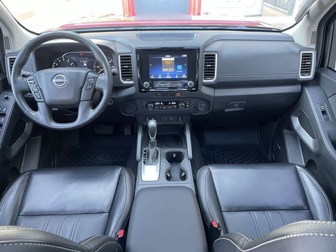 Certified 2024 Nissan Frontier SL image 12