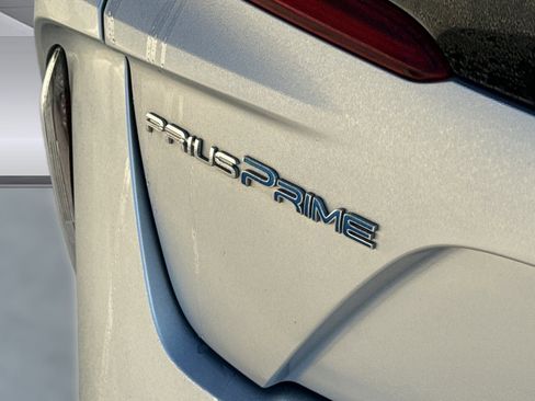 Used 2021 Toyota Prius Prime LE image 20