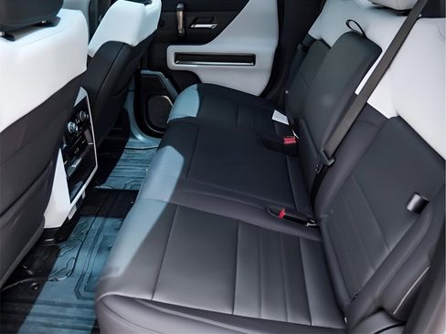 New 2025 GMC Hummer EV 3X w/ Battery Pack, 24 Module Pack image 24