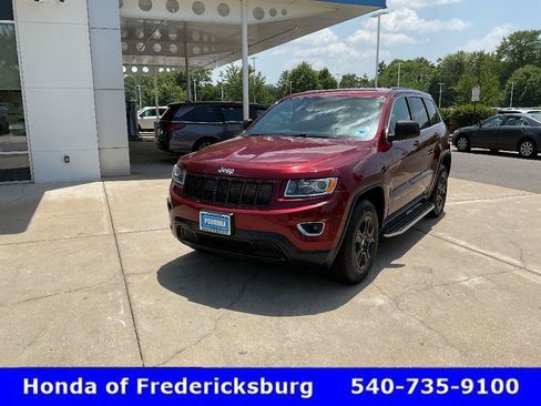 Used 2016 Jeep Grand Cherokee Laredo AWD/4WD image 1