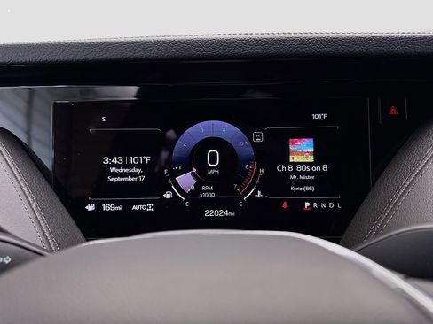 Used 2025 GMC Yukon Denali image 8