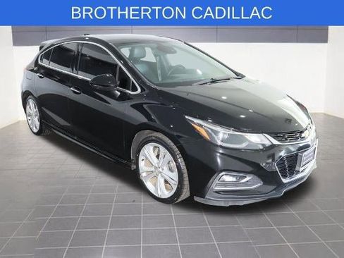 Used 2017 Chevrolet Cruze Premier FWD image 10