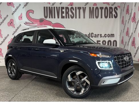 Used 2020 Hyundai Venue FWD image 2