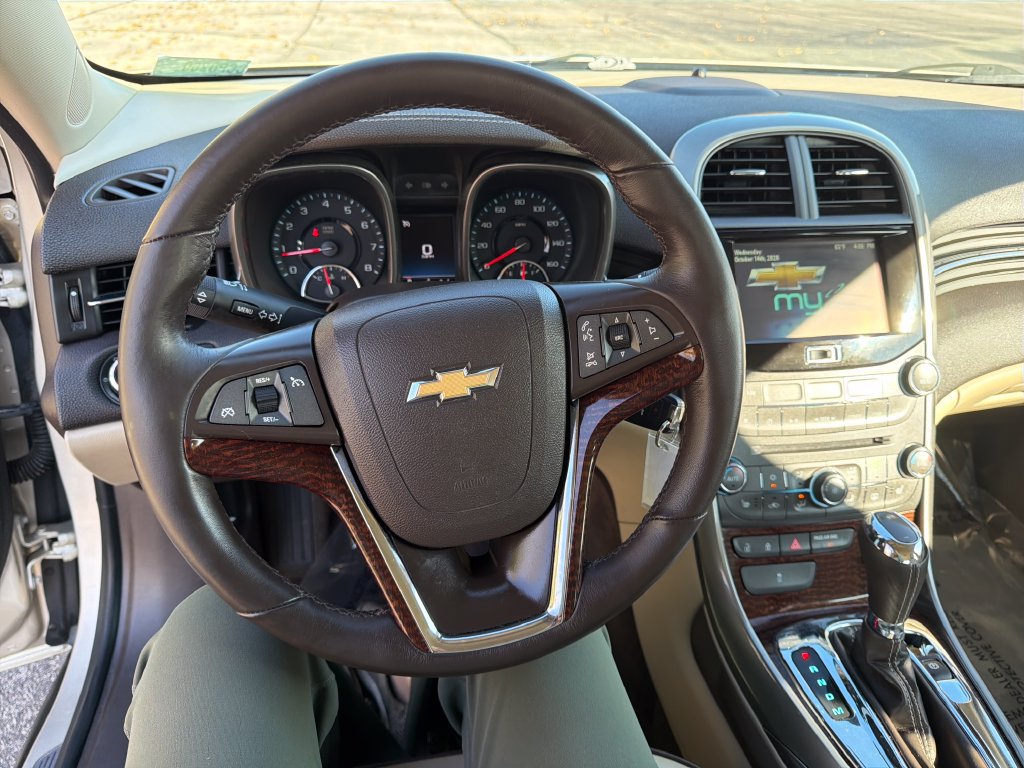 Used 2013 Chevrolet Malibu LTZ FWD image 14