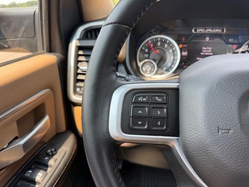 Used 2020 RAM 2500 Big Horn w/ Level 2 Equipment Group AWD/4WD image 13