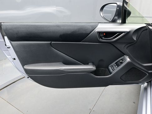 Used 2023 Toyota GR86 Premium w/ ALL Weather Mat Package (TMS) image 9