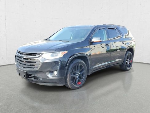 Used 2020 Chevrolet Traverse Premier w/ Redline Edition AWD/4WD image 4
