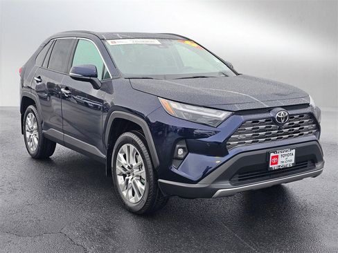 Used 2025 Toyota RAV4 Limited image 7