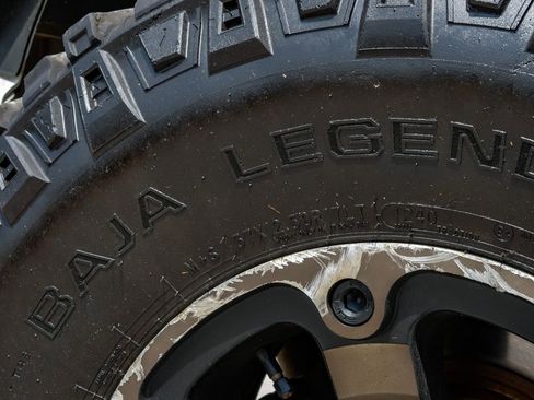 Used 2018 Jeep Wrangler Unlimited Sahara image 64