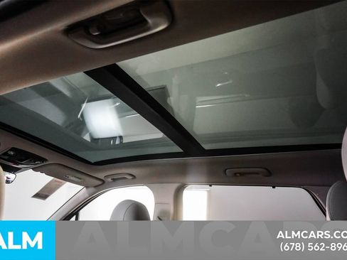 Used 2023 Kia Sorento SX Prestige w/ Panoramic Sunroof Package AWD/4WD image 16