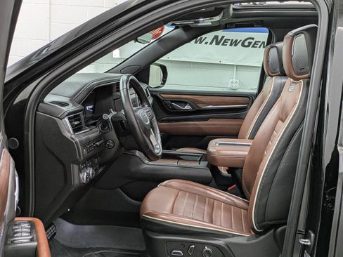 Used 2024 GMC Yukon Denali Ultimate image 3