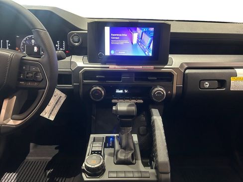 New 2025 Toyota 4Runner SR5 image 11