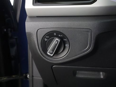 Used 2022 Volkswagen Atlas SE image 41