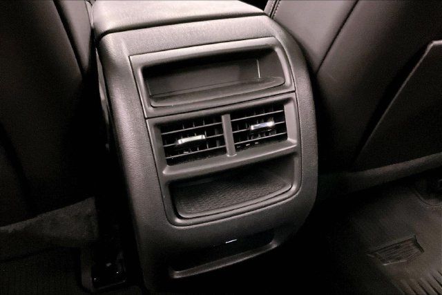 Used 2021 Cadillac XT5 Premium Luxury AWD/4WD image 33
