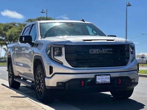 Used 2022 GMC Sierra 1500 Elevation w/ Elevation Premium Package image 6