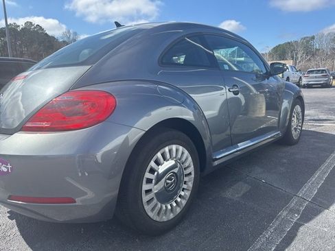 Used 2013 Volkswagen Beetle 2.5 image 8