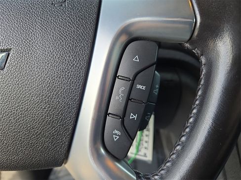 Used 2017 Chevrolet Traverse LT image 24