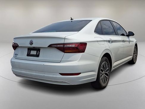 Used 2019 Volkswagen Jetta SE w/ Cold Weather Package FWD image 7
