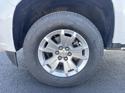 Certified 2022 Chevrolet Colorado LT w/ Fleet Safety Package image 10