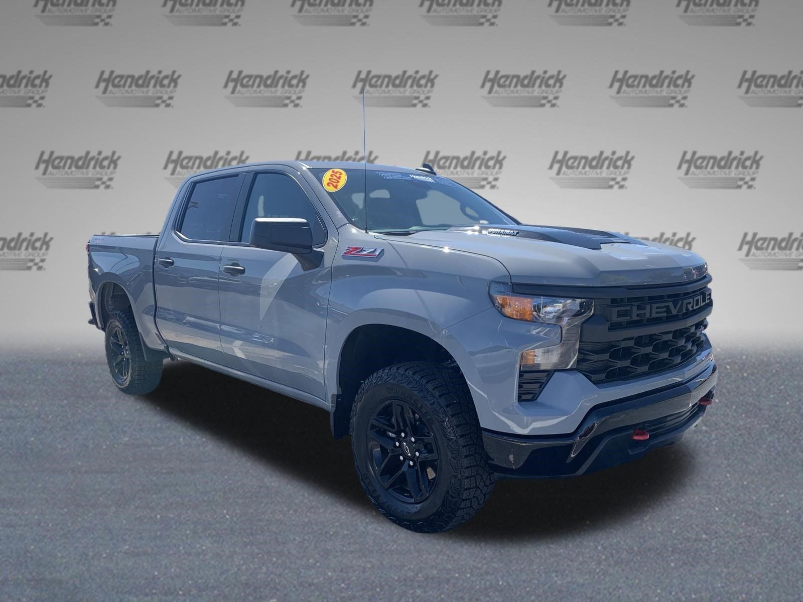 Used 2025 Chevrolet Silverado 1500 Custom Trail Boss AWD/4WD image 2