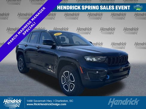 Used 2023 Jeep Grand Cherokee Trailhawk w/ Luxury Tech Group III image 1