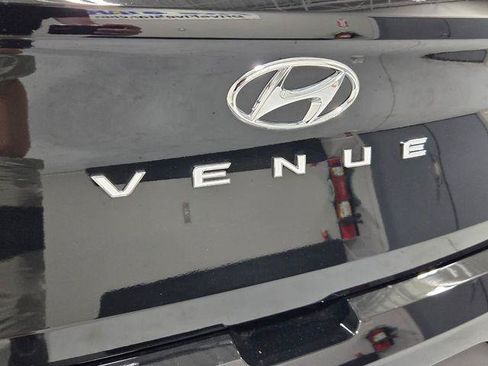 New 2026 Hyundai Venue SE FWD image 10