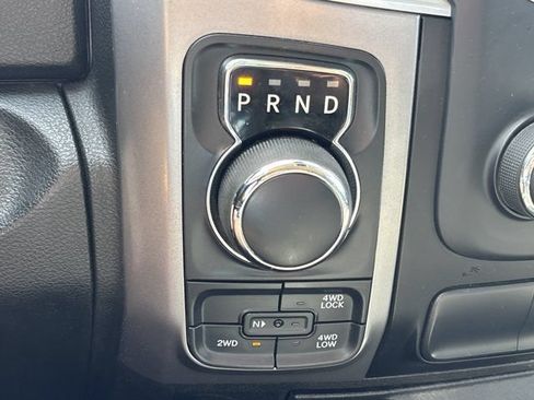 Used 2022 RAM 1500 Classic SLT AWD/4WD image 24