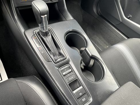 Used 2023 Honda Civic Sport image 19