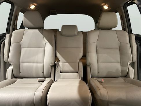 Used 2016 Honda Odyssey EX-L image 11