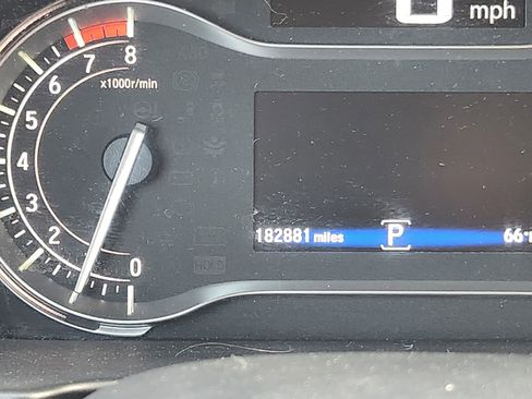 Used 2016 Honda Pilot EX image 9