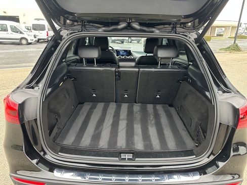 Used 2025 Mercedes-Benz GLA 250 4MATIC image 32