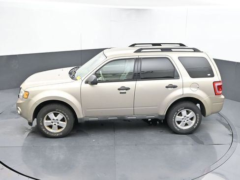 Used 2010 Ford Escape XLT FWD image 27