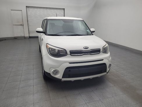 Used 2019 Kia Soul + FWD image 14
