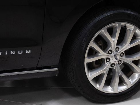 Used 2019 Ford Expedition Platinum RWD image 85