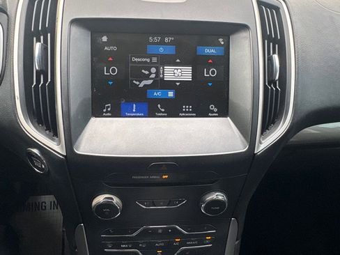Used 2016 Ford Edge SEL w/ Equipment Group 201A AWD/4WD image 13
