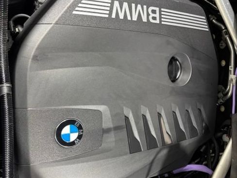 Used 2025 BMW X5 xDrive40i w/ M Sport Package AWD/4WD image 24