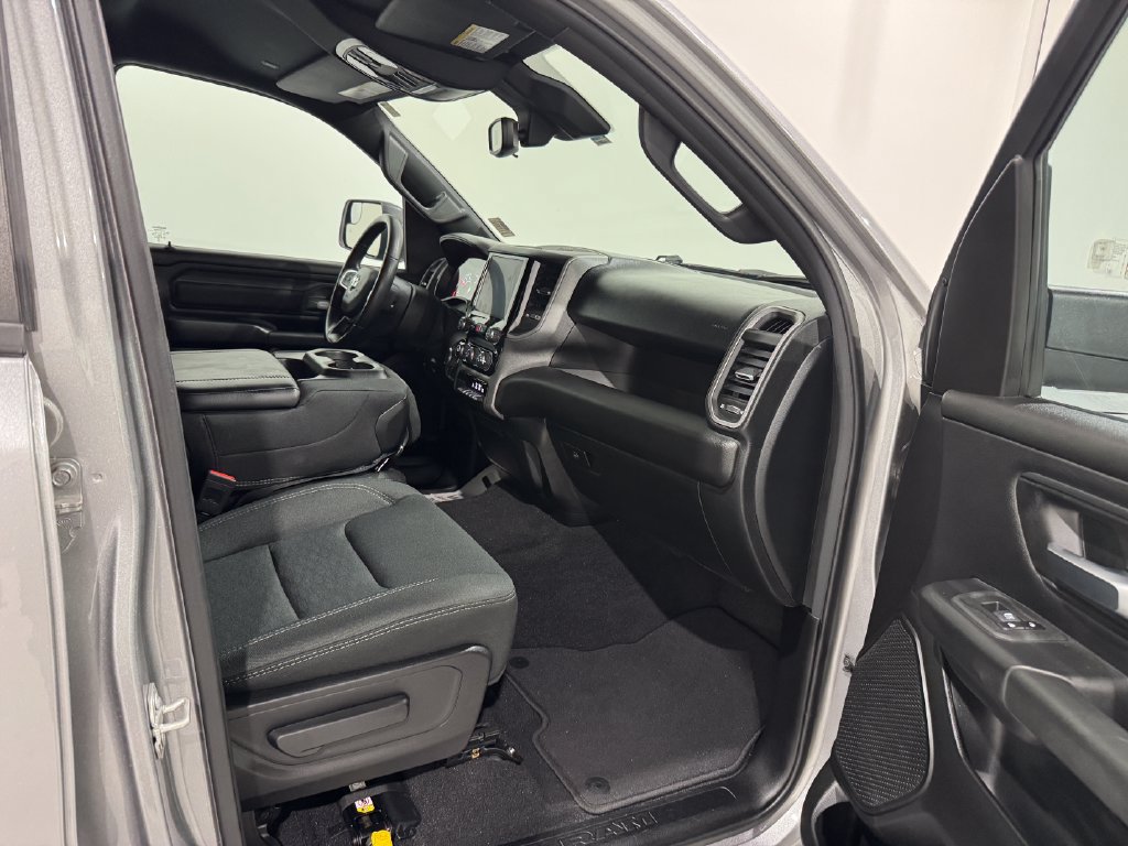 Used 2025 RAM 1500 Tradesman w/ Night Edition AWD/4WD image 22