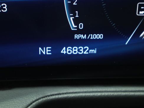 Certified 2024 Cadillac XT4 Premium Luxury image 20