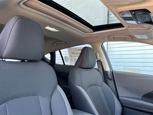 New 2025 Subaru Crosstrek 2.0i Premium image 14