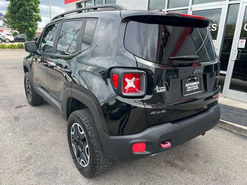 Used 2017 Jeep Renegade Trailhawk AWD/4WD image 5