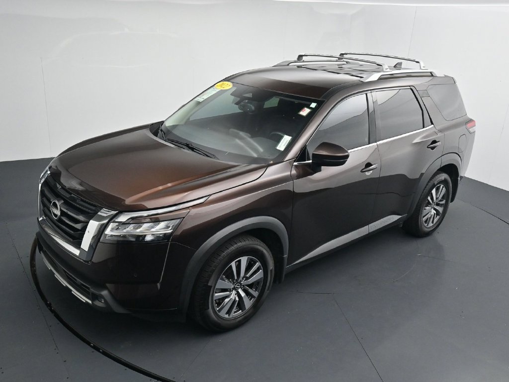 Used 2022 Nissan Pathfinder SL AWD/4WD image 26