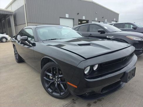 Used 2023 Dodge Challenger SXT w/ Blacktop Package RWD image 4